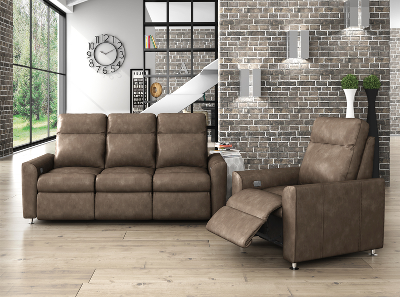 For the ultimate in customizable power reclining sofas for your Chattanooga living room, check out the Power Solutions line by Omnia Leather.